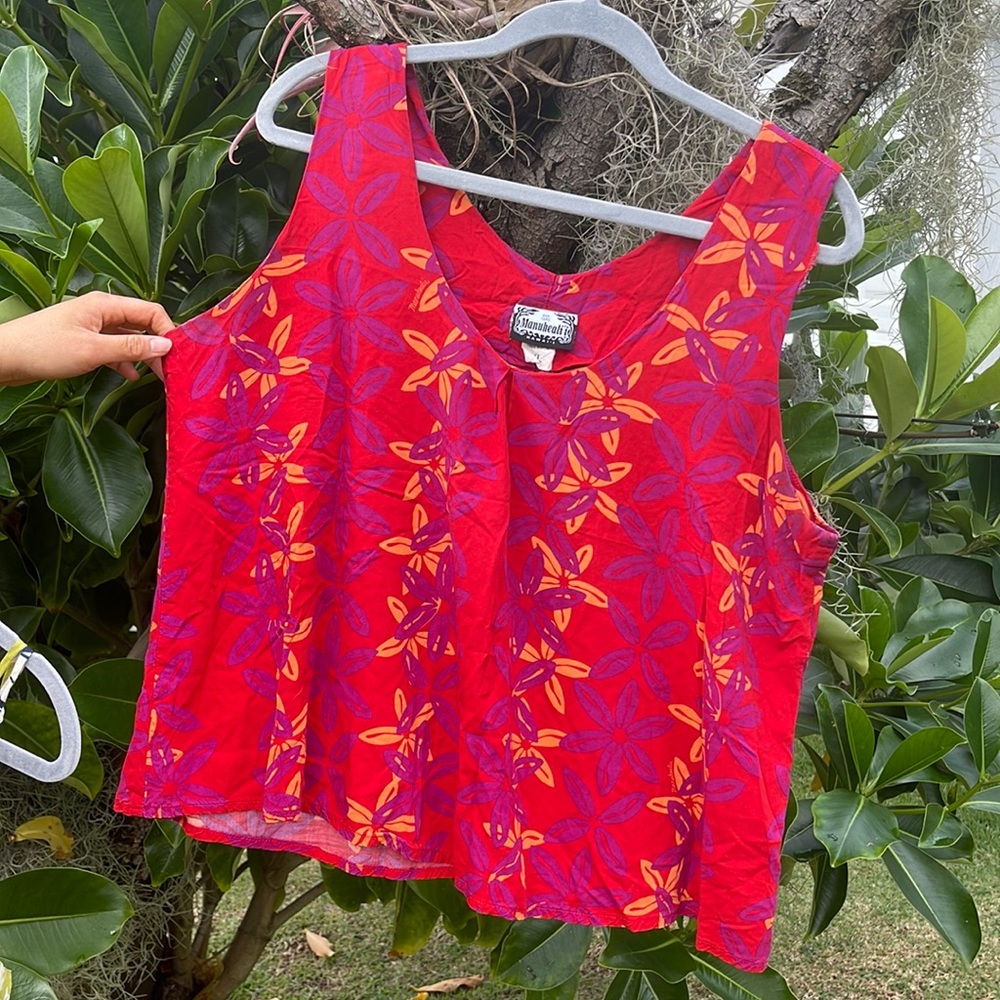 Manuhealii top